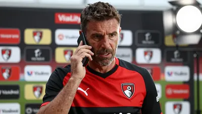 Bournemouth close to signing Michele Di Gregorio on loan with an option to buy, while Sunderland agree £8m deal for Jules...