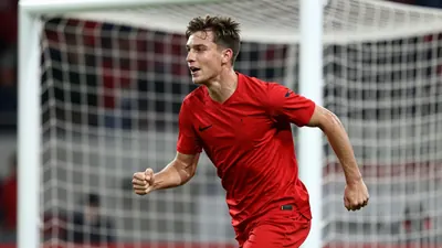 Bournemouth have turned down two Barcelona offers for Eli Junior Kroupi, valued under €100m, as the Cherries hold firm on...
