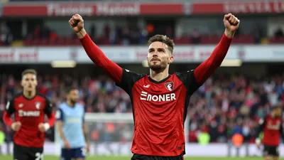 Bournemouth secured a point in a 2-2 Premier League draw at St