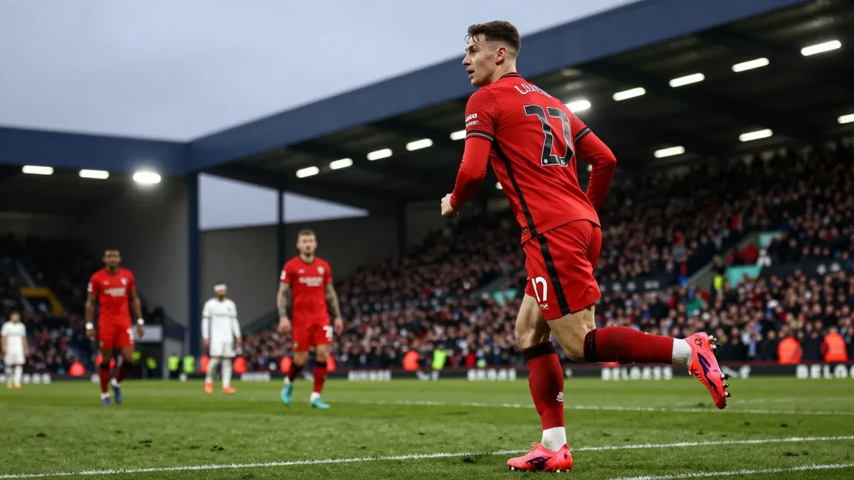 Rob Green says Bournemouth's performance in the Liverpool loss showed more of Andoni Iraola's style than the Reds' own...