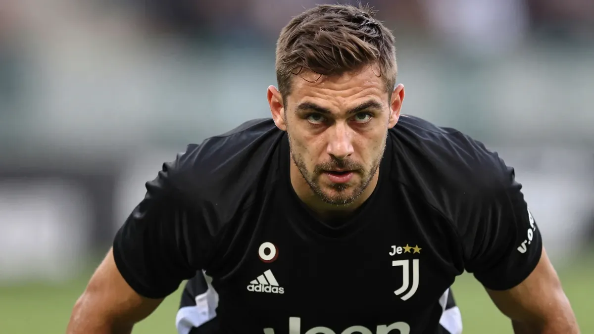 Bournemouth in Talks to Sign Juventus Goalkeeper Michele Di Gregorio